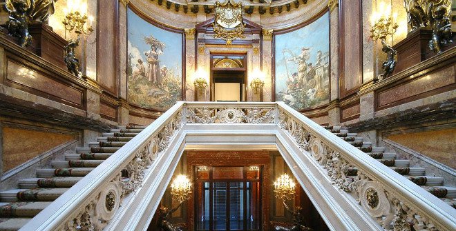 Interior del Palacio de Linares